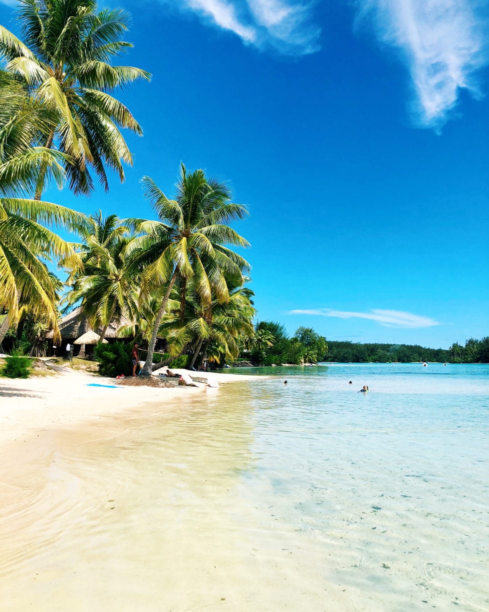 CharterWorld Solomon Islands Yacht Charter Vacations in 